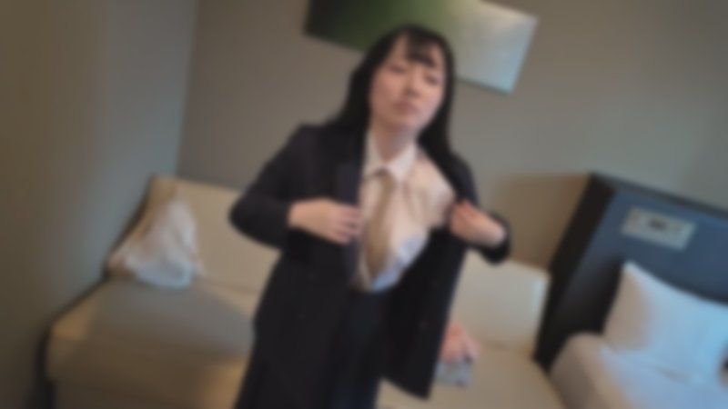黒髪ロングの優等生。制服で中出ししたあとブルマに着替えて２回戦